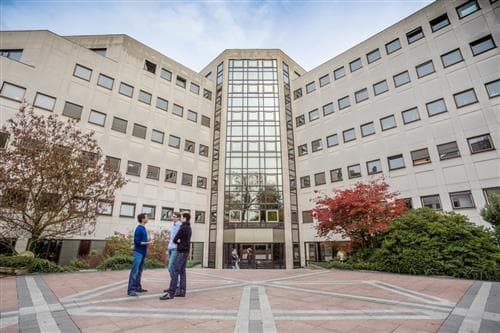 Ecole Pour lInformatique et les Techniques Avancees