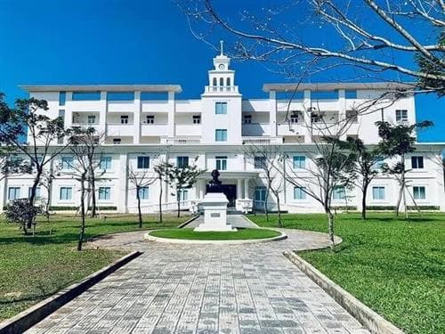 Phan Châu Trinh University