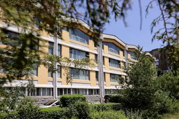 the-university-of-traditional-medicine